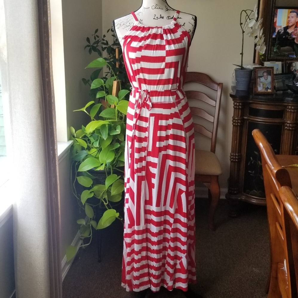 🌺GAP red and white halter maxi dress 🌺